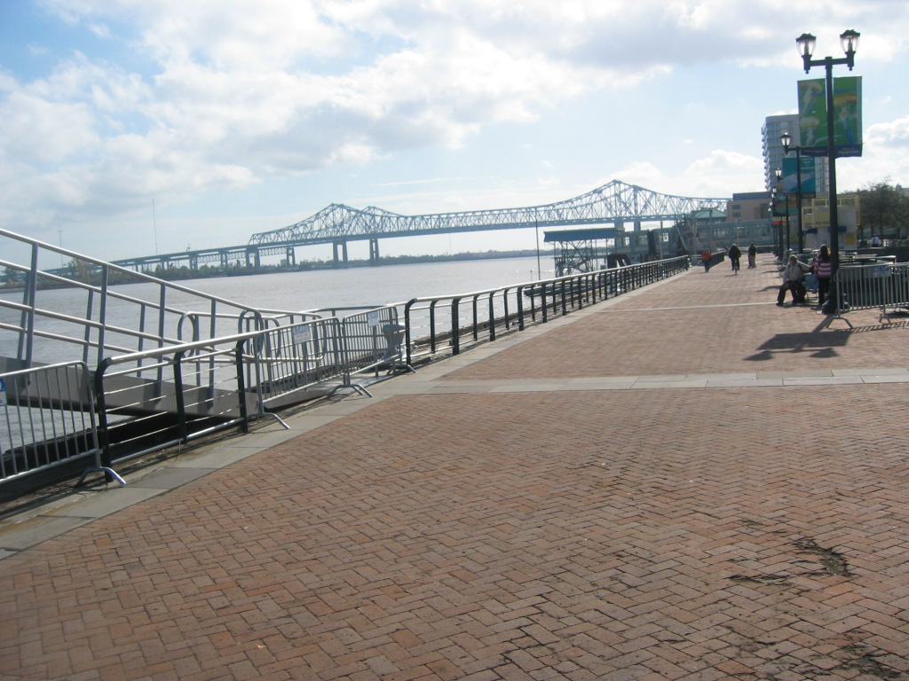 New Orleans, LA: Riverwalk and Toll Bridge