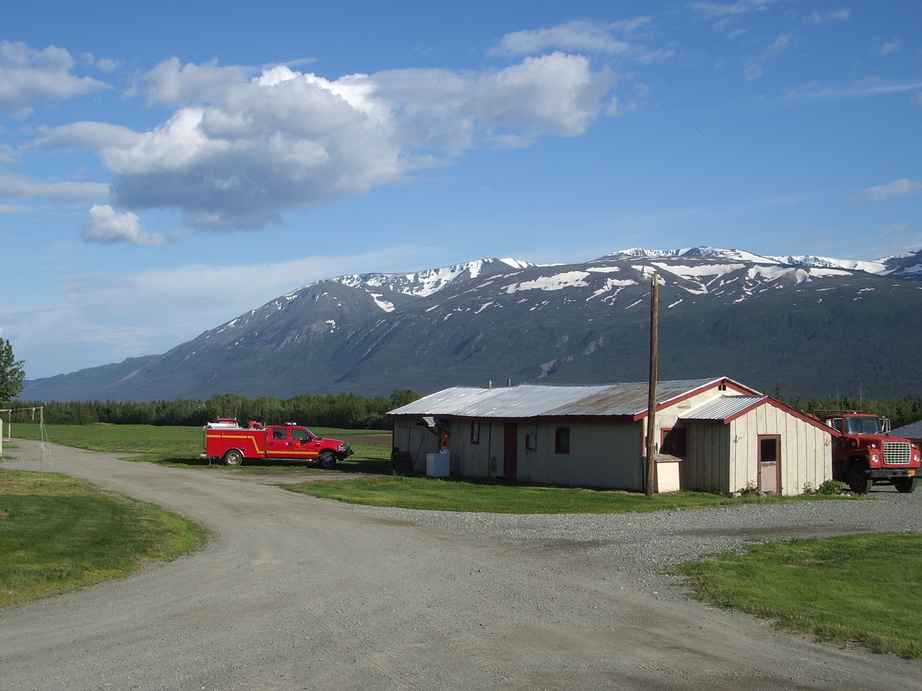 Kenny Lake, AK: Mid May at the Crossroads of Sapa Christian Center