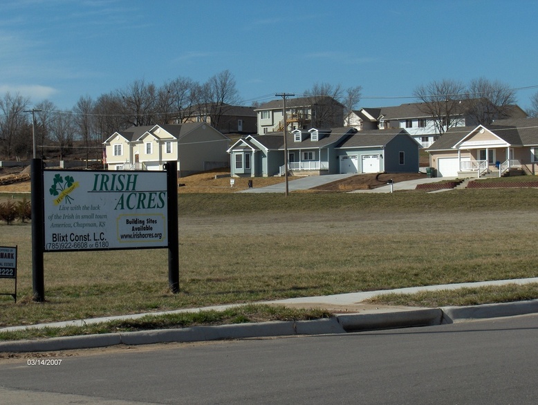 Chapman, KS Chapman's newest subdivision IRISH ACRES SPRING 2007