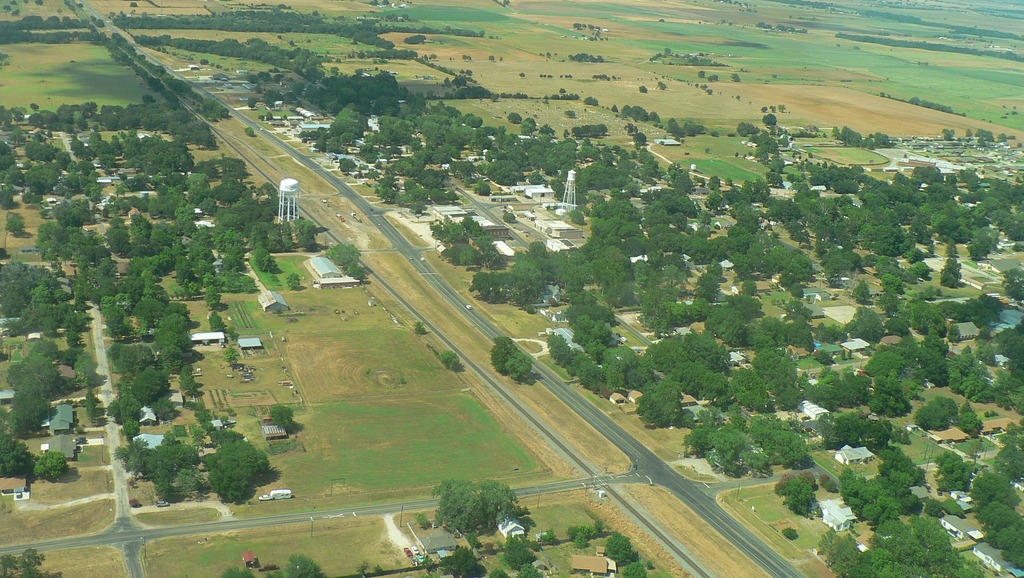 Collinsville, TX : Air shot over Collinsville on 6-26-2006 photo ...