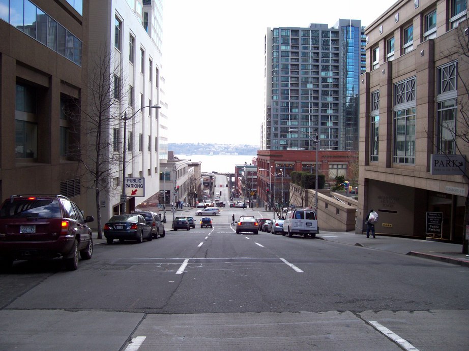 Seattle, WA: middle of street