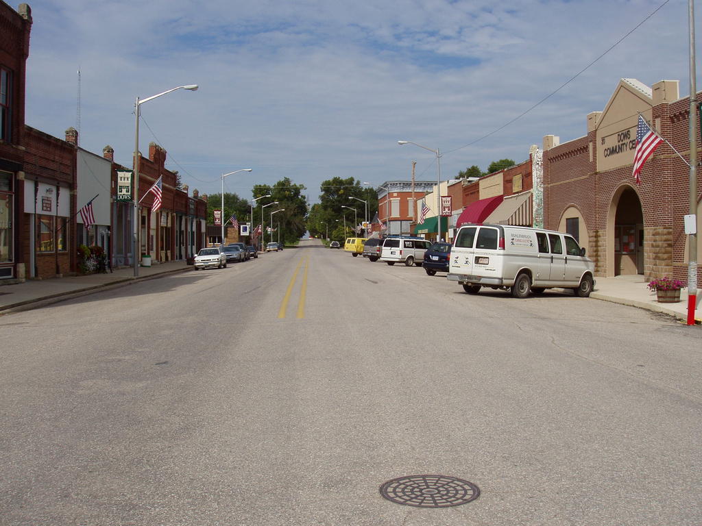 Dows, IA: Downtown Dows Looking West