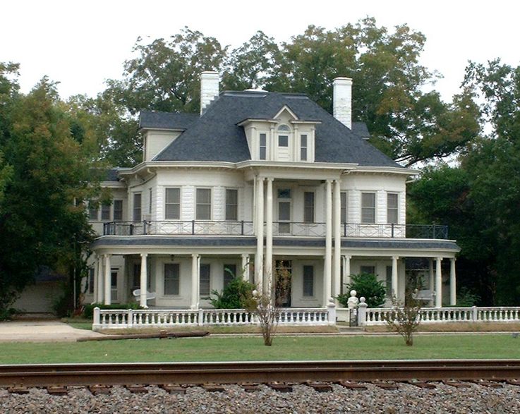 Gladewater, TX: Historic home, Gladewater, Texas.