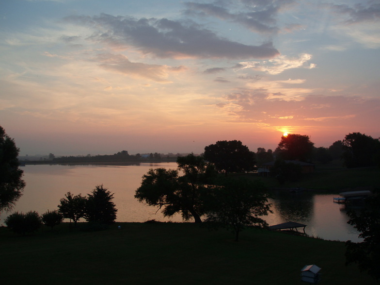 Avon, IL: Summer Sunrise at Little Swan Lake