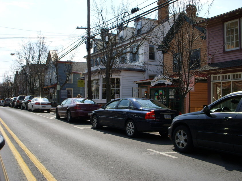 Newtown, PA: Newtown's State Street, the main commercial district.