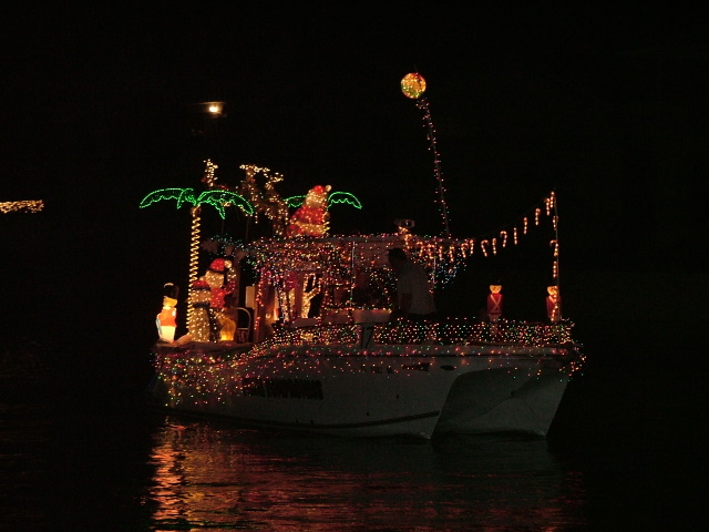 Hernando Beach, FL: One of the entries in the Hernando Beach Christmas Parade - December 2006