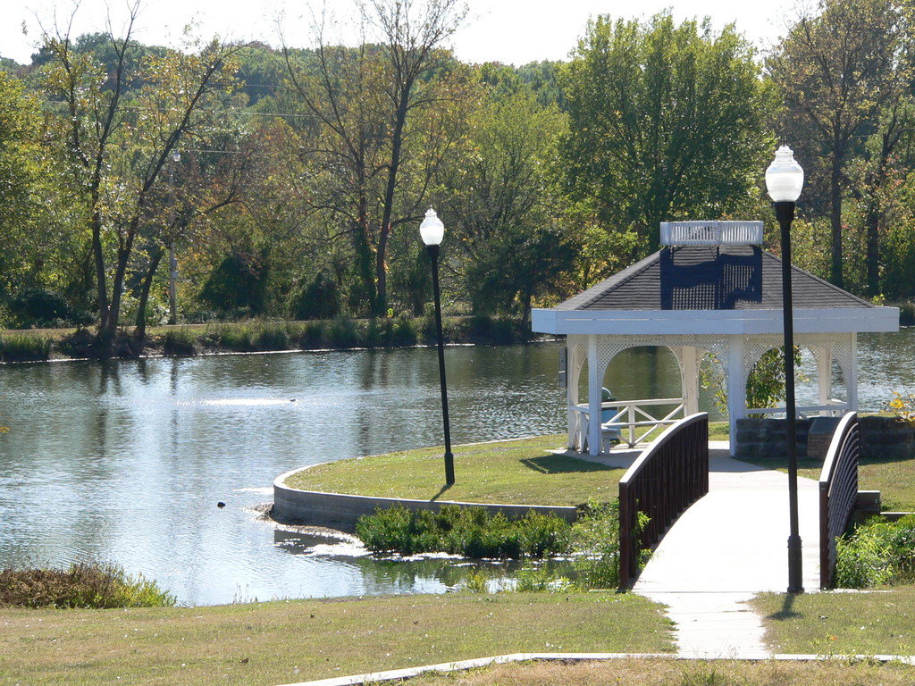 Nevada, MO: Radio Springs Park- Nevada, MO