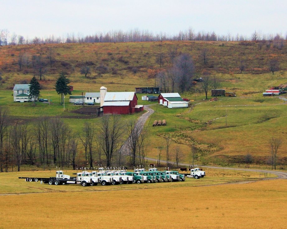 eau-claire-pa-truck-farming-in-eau-claire-photo-picture-image