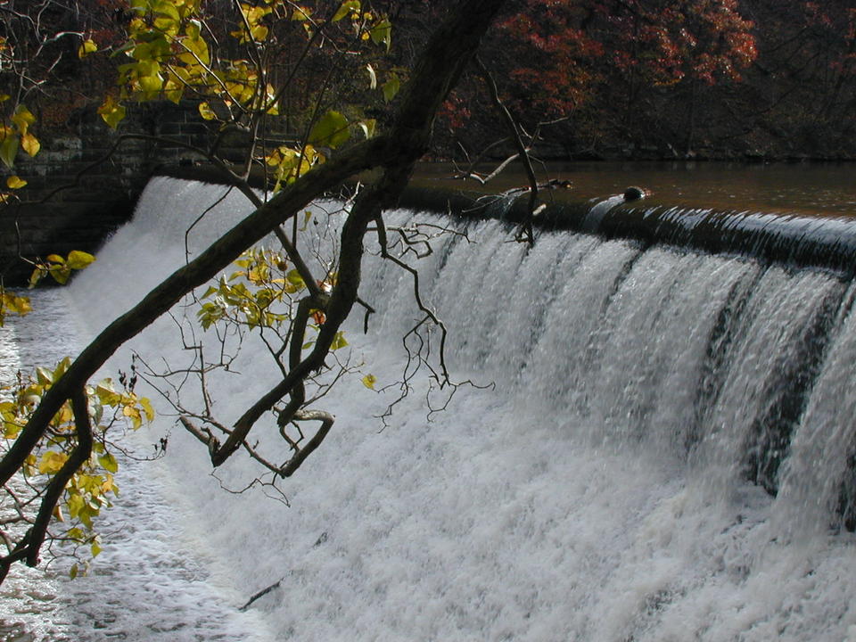 Youngstown, OH: Glacier Falls