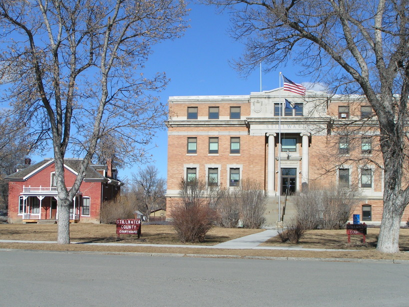 Columbus, MT: Stillwater County Courthouse