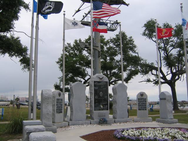 Biloxi, MS: Biloxi Veterans Memorial