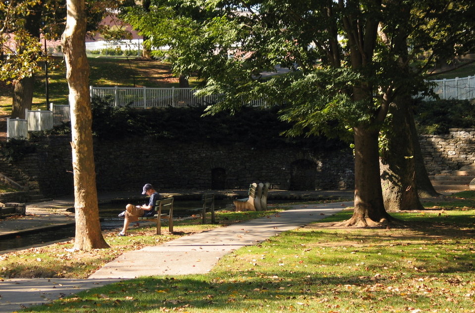 Lititz, PA: Lititz Springs Park, October 2004