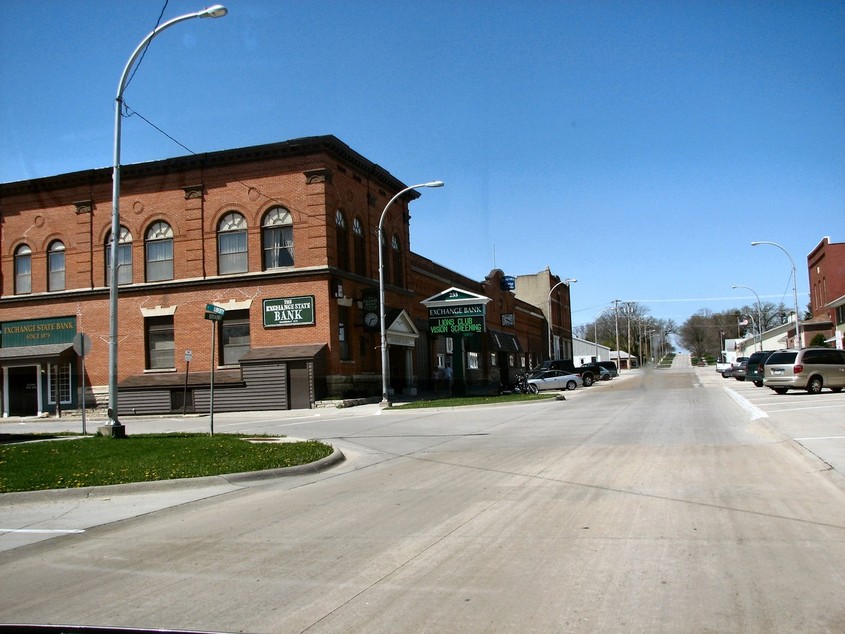 Springville, IA: Main Drag in Town