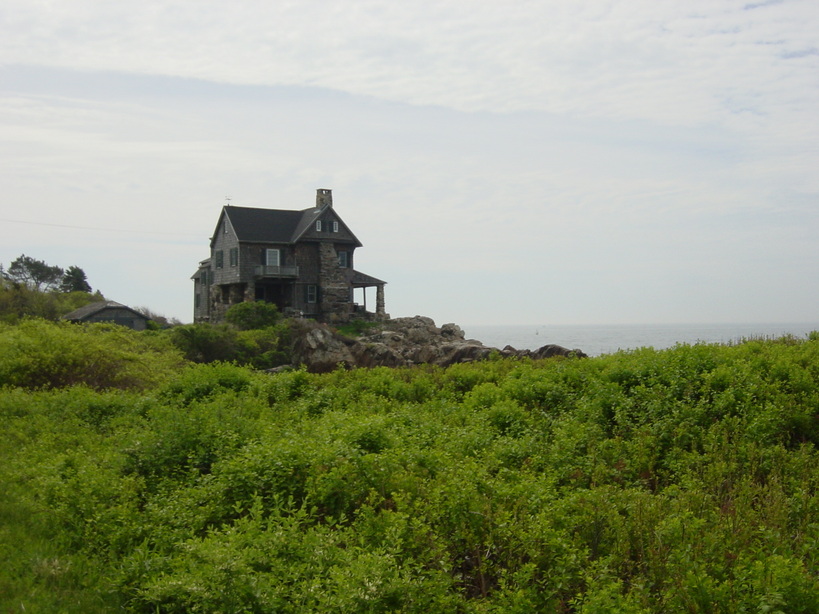 Kennebunk, ME: The house from "Dark Shadows"