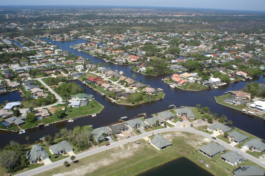 Palm Coast, FL: SALT WATER CANALS