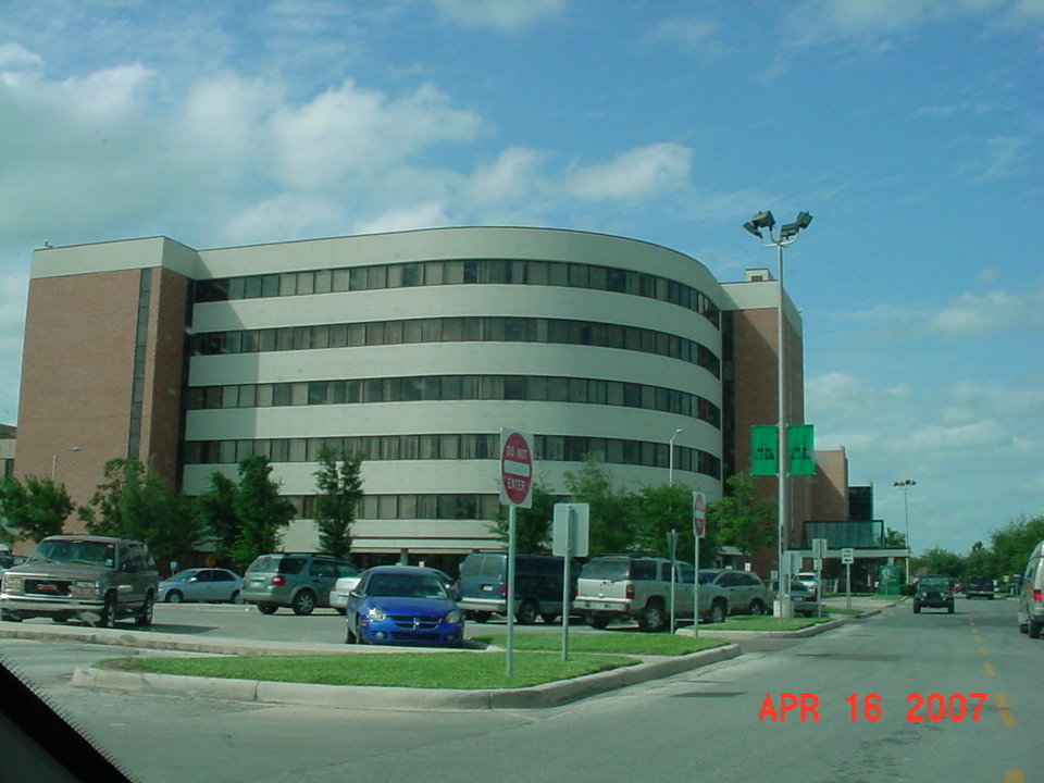 Harlingen, TX: Medical Arts Pavilion
