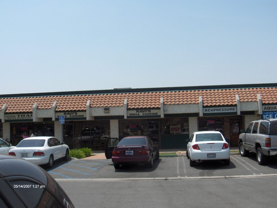 Colton, CA Ravi's India Cuisine, 1901 Mt Vernon Blvd, Ste. G (cross