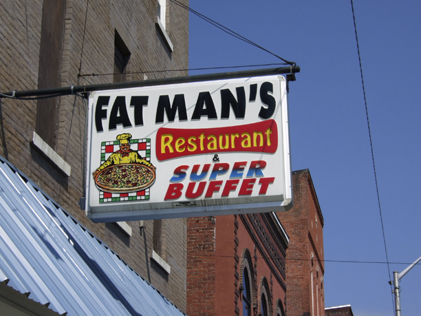 Reynoldsville, PA: Reynoldsville, PA main street - Fat Man's Super Buffet