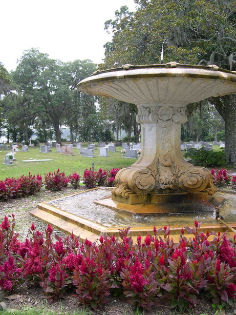 Savannah, GA: Fountain at Bonaventure Cemetary