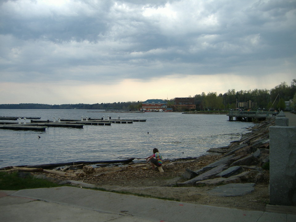 Burlington, VT: The shore of Lake Champlain at Burlington's waterfront.