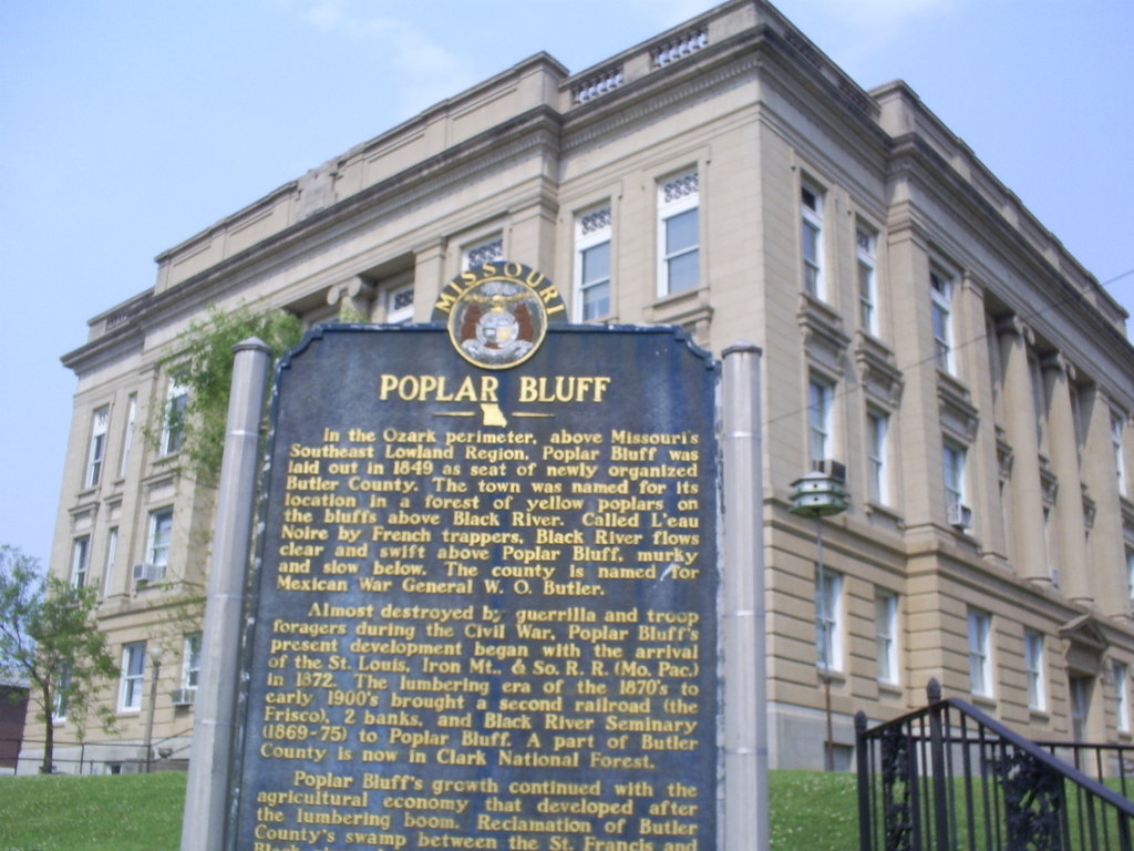 Poplar Bluff, MO: courthouse