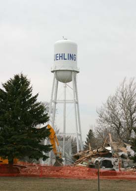 Uehling, NE: Watter tower looking down on school location