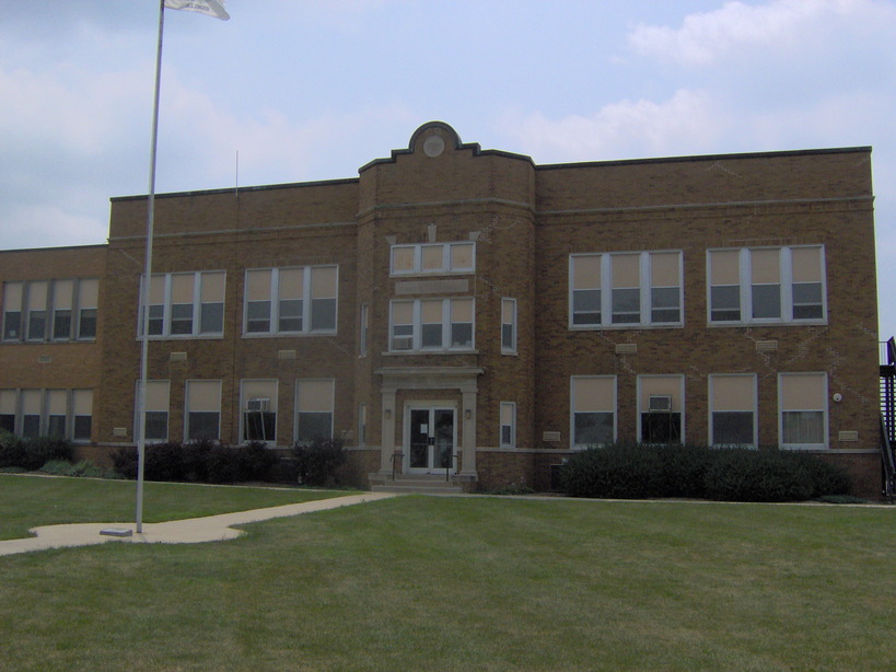 Hartsburg, IL: Hartsburg-Emden Highschool