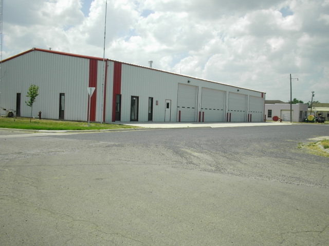 Stratford, TX: Stratford Fire Station Built in 2005. Paid for by donations.
