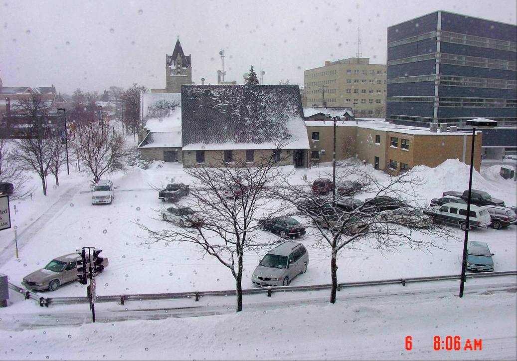 Green Bay, WI: PIne & Madison Looking S