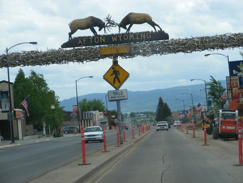 Afton, WY: World's Largest Elk Antler Arch