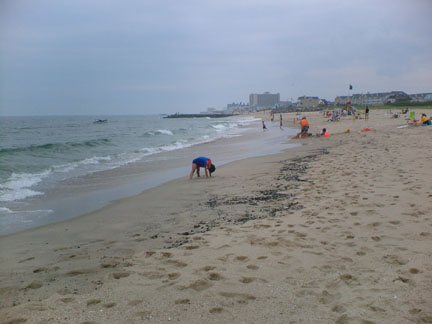 Monmouth Beach, NJ: playing on the beach
