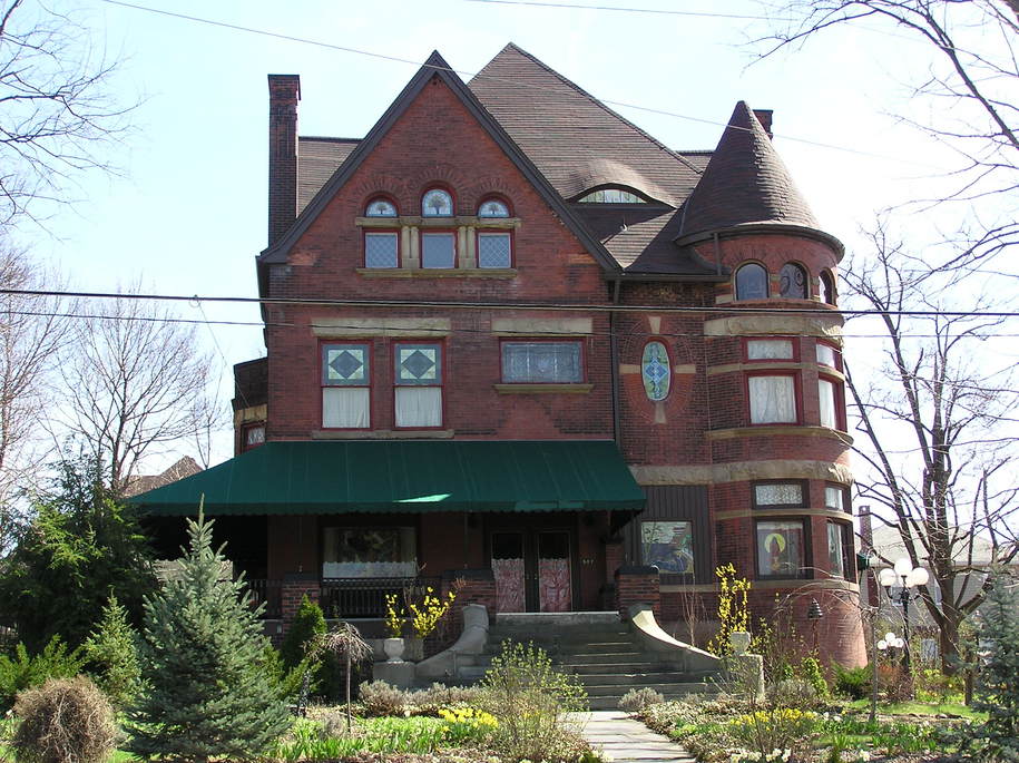 Connellsville, PA: Coal & Coke Era Mansion Connellsville