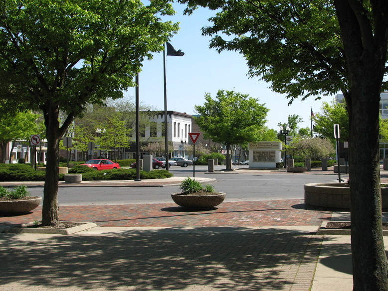 Lima, OH: Downtown Area