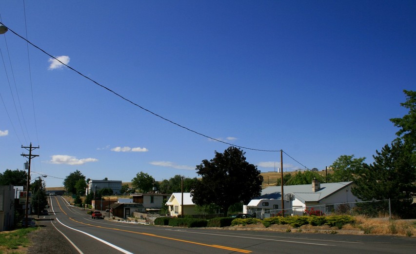 Lexington, OR Highway 74 thru town... photo, picture, image (Oregon