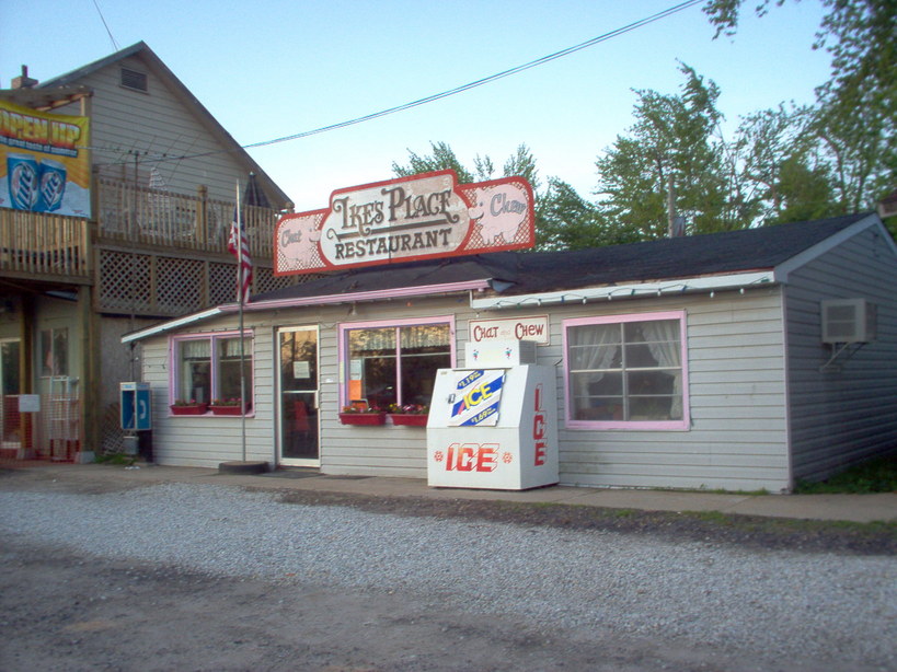 Leasburg, MO Chat ' N Chew photo, picture, image (Missouri) at city