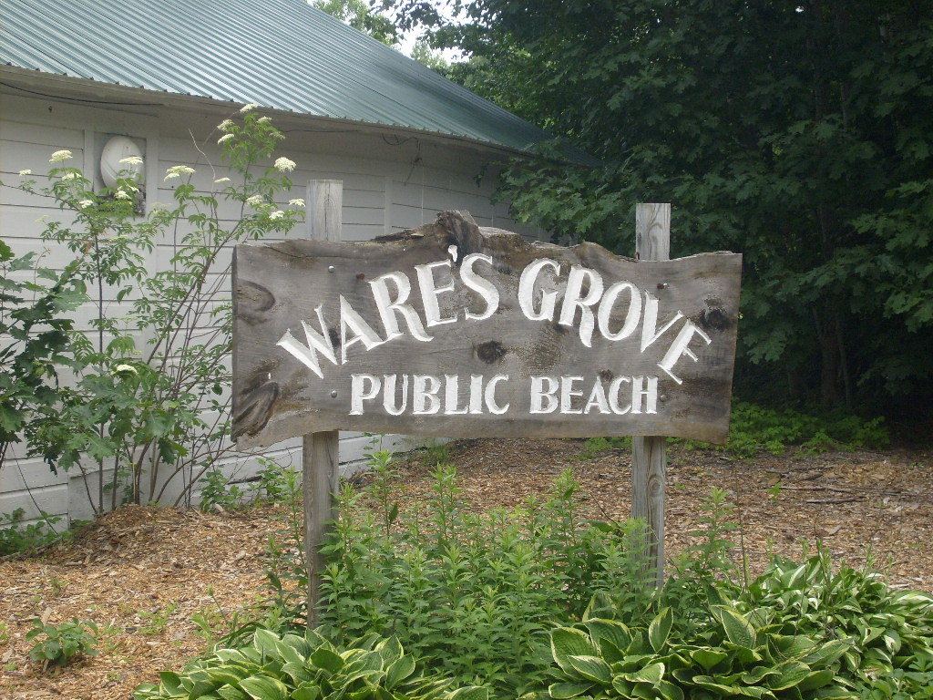 Chesterfield, NH: Wares Grove Public beach in Chesterfield