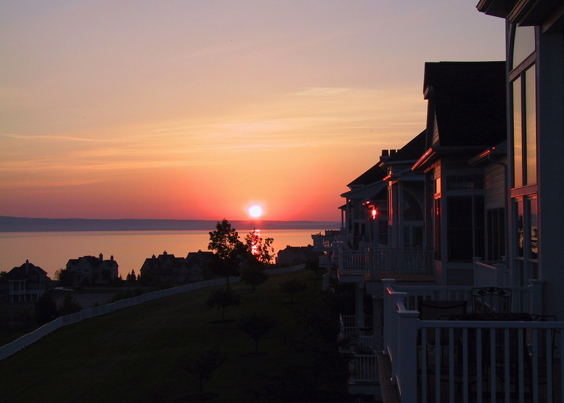 Petoskey, MI: Sunrise on Little Traverse Bay