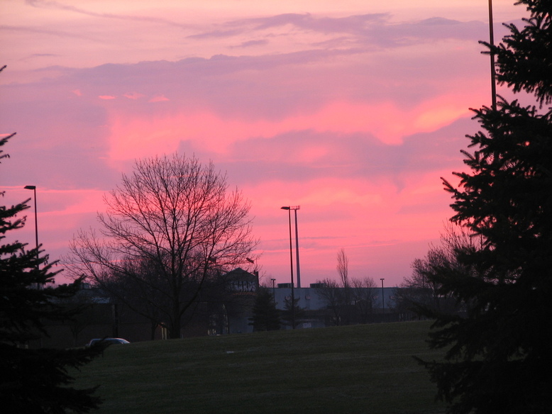 Marion, OH: Beautiful morning sky over Menards