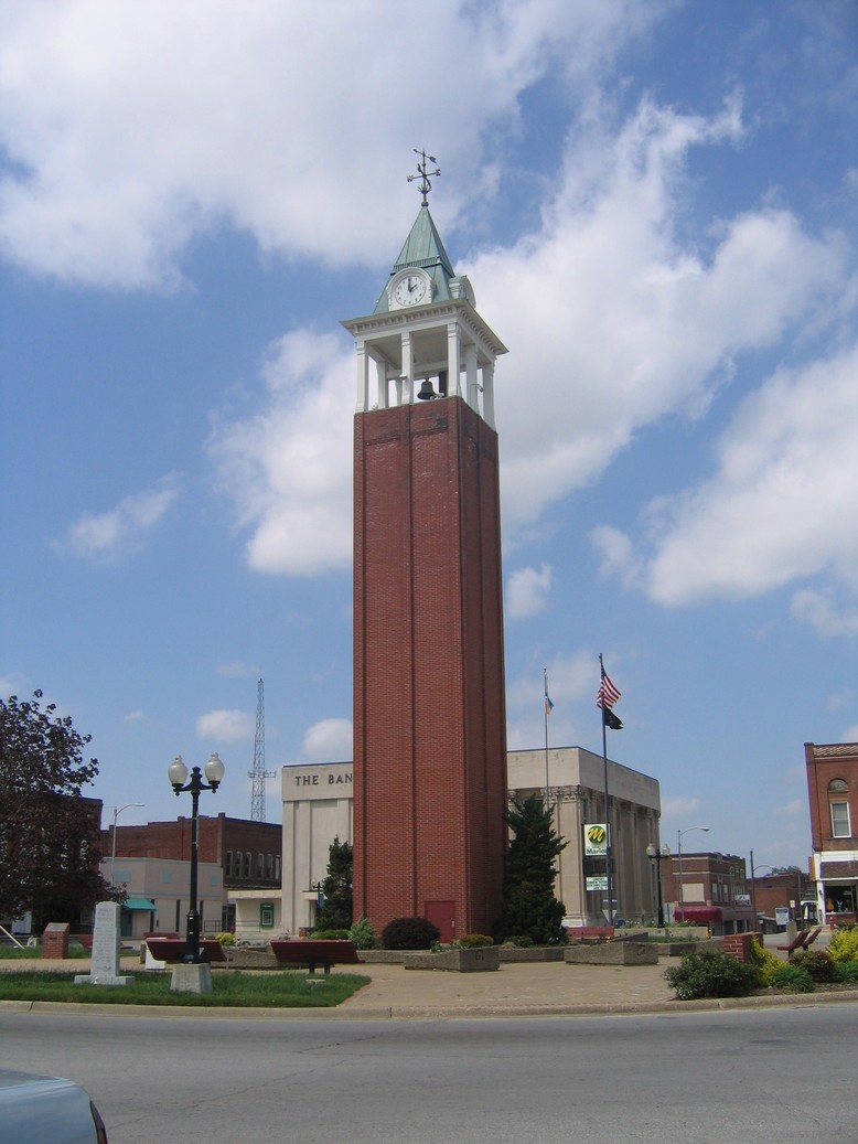 Marion, IL: Clock Tower
