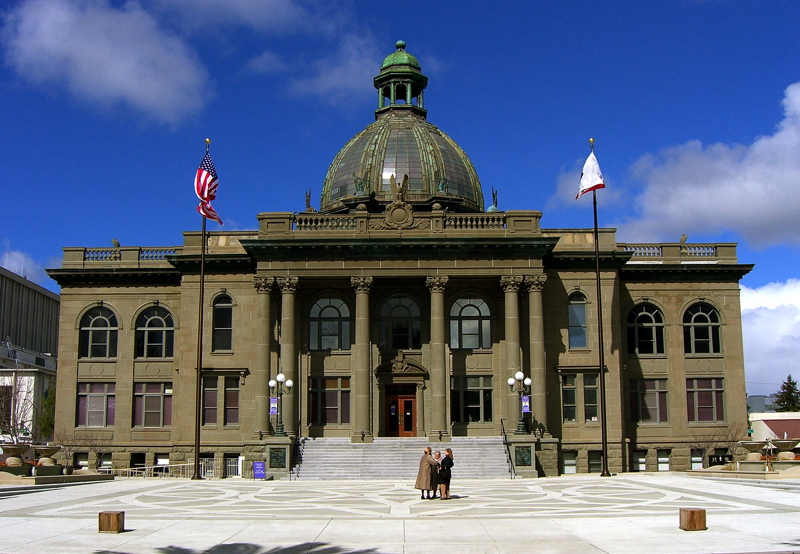 Redwood City, CA: San Mateo County History Museum (formerly the old San Mateo County Courthouse)