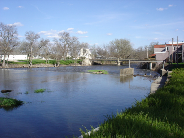 Alden, IA: looking downstream toward dam and mainstreet Alden