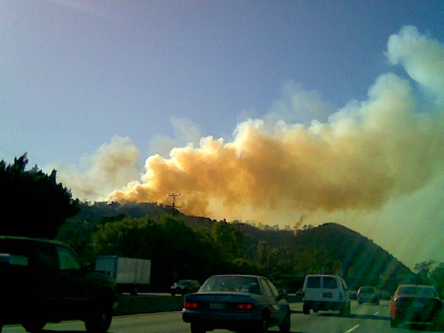 Los Angeles, CA: fire at Hollywood Hills May 2007