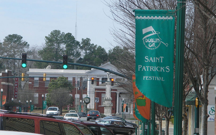 Dublin, GA: downtown looking west toward city hall and museum
