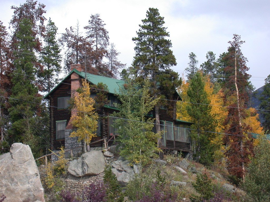 Grand Lake, CO: Waterfront at Grand Lake, CO Sept 2005