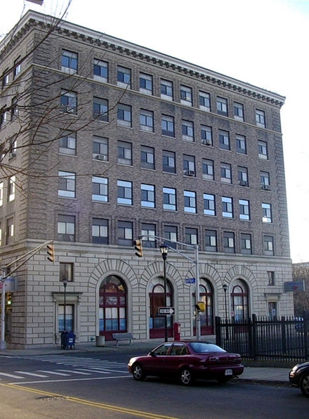Holyoke, MA: Old Shawmut Bank Building
