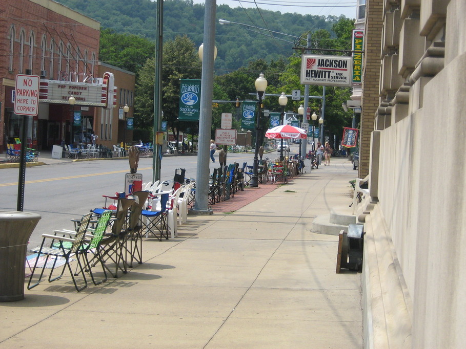 Clearfield, PA: A day before the Fair Parade