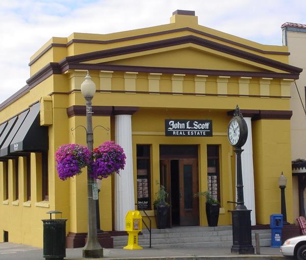 Snohomish, WA: Snohomish John L Scott Real Estate Office * Beautiful 1878 Building * Visit and tour the original bank vaults. Truly a must see. This Building has so much history, We are very pleased to bring first class Real Estate Services to our Hometown. Call or come in for a free tour or any questions you may have. 360-568-1689