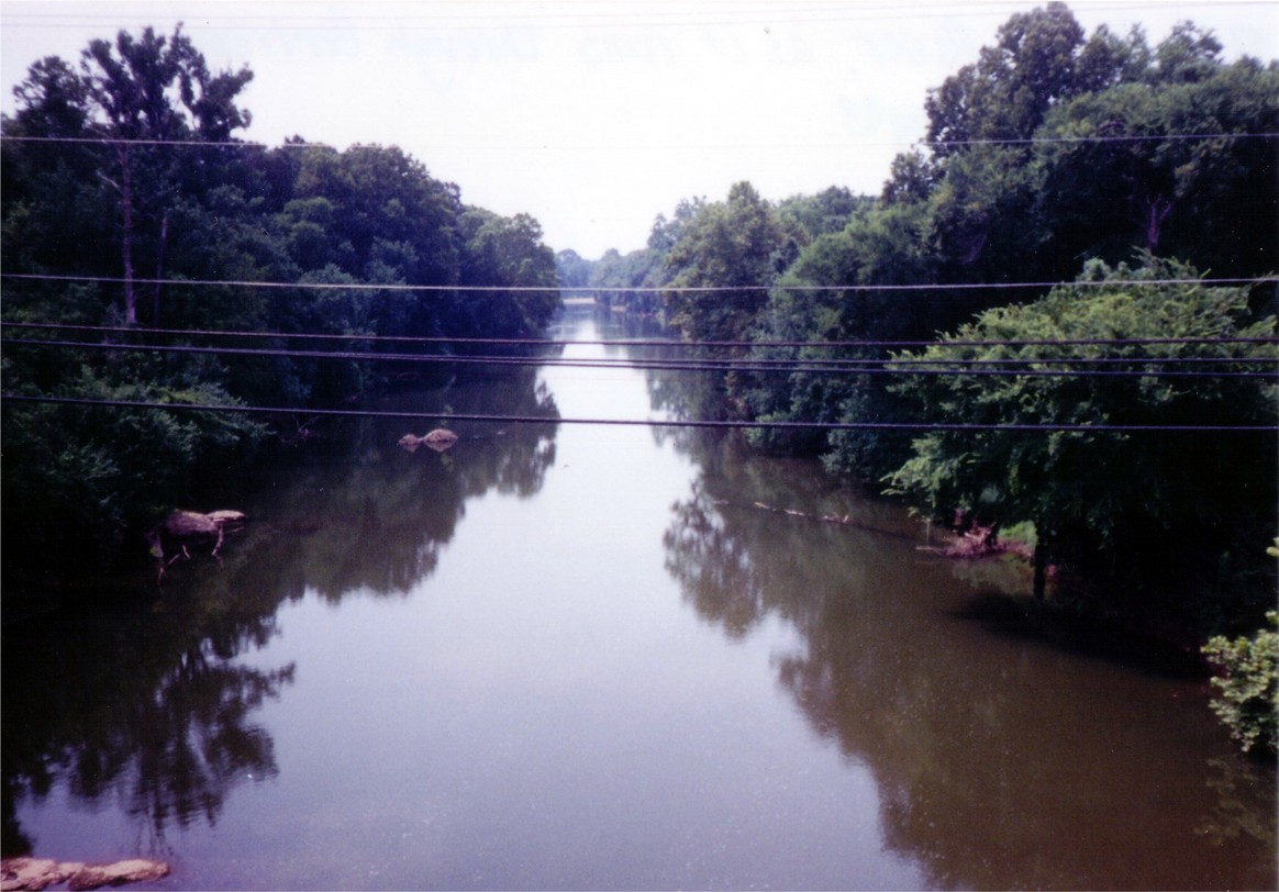 Centreville, AL: Cahaba River in downtown Centreville