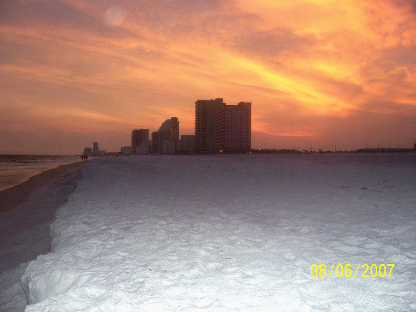 Gulf Shores, AL: Sunset on the Beach from area in between Royal Palms and state park