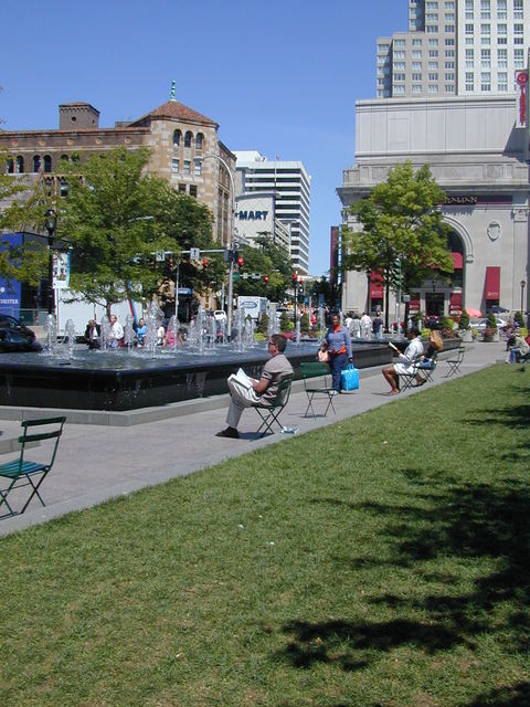 White Plains, NY: Summer day downtown
